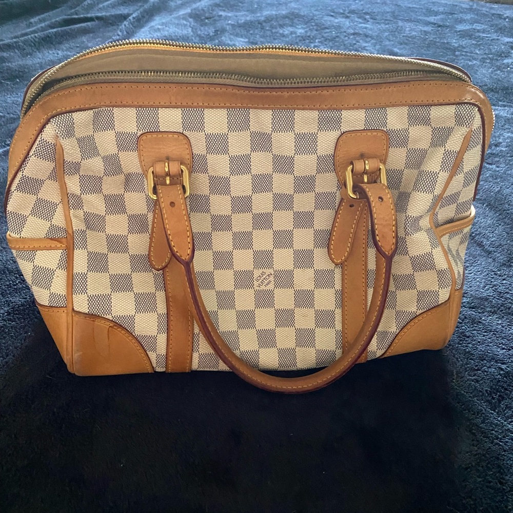 Louis Vuitton hand bag